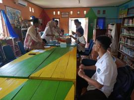 Pamong Kalurahan Pengkol Lakukan Pemilahan SPPT PBB untuk Persiapan Distribusi kepada Warga